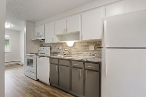Thornton apartment for rent - Open Concept Kitchen at Carriage Hill, Thornton, CO, 80260