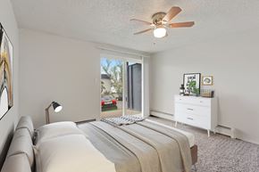 Thornton apartment for rent - Bedroom With Ceiling Fan at Carriage Hill, Thornton
