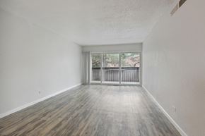 Denver apartment for rent - Spacious Room with Window at Lakeridge Terrace Apartments, Colorado