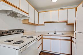 Aurora apartment for rent - White Kitchen at Park 146, Aurora, 80011