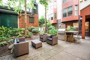 Seattle apartment for rent - BBQ area at Ellis Court Apartments, Seattle