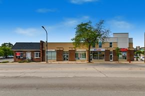 Evanston apartment for rent - a building on the corner of a street