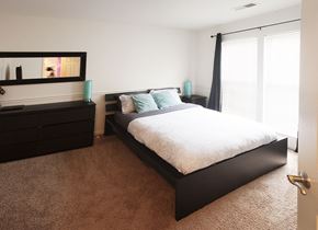 Gaithersburg condo for rent - Breckenridge Condominiums Bedroom