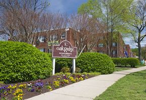 Riverdale apartment for rent - Oak Ridge Apartments Signage