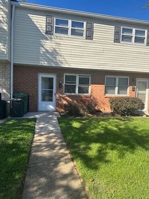 Baltimore apartment for rent - Weldon Townhomes Unit Entry