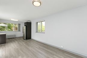 Greenbelt apartment for rent - Crescent Pointe Apartment Kitchen living area