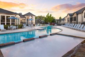 Hutto apartment for rent - Glenhaven at Star Ranch - Meadow Lake Park Apartments for Rent in Hutto, TX - pool