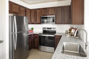 Hutto apartment for rent - Glenhaven at Star Ranch -  Near Hutto Lake Park, Hutto, TX - upgraded homes
