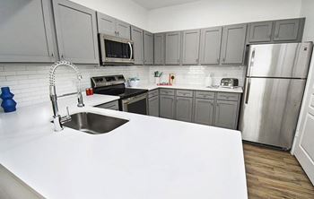 Quartz countertops in kitchen