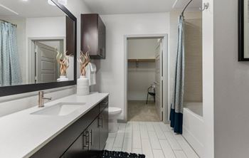 Walk-in closet