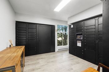 Smart package locker system