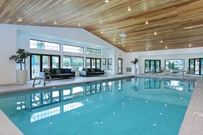 Renton apartment for rent - indoor swimming pool