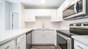 Phoenix apartment for rent - kitchen