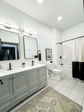 Troy apartment for rent - Bathroom
