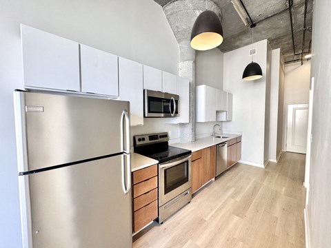 Floor plan for 1 bed, 1 bath, 702 sqft