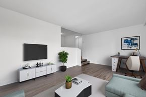 Nepean apartment for rent - Sunken living room