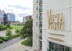 Kansas City condo for rent - Building Exterior at Vista Condominiums, Kansas City, KS, 66103