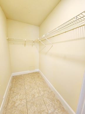 Tampa apartment for rent - Closet at Sunscape Apartment Homes, Tampa