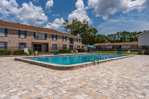 Jacksonville apartment for rent - outdoor pool at Jacksonville Heights Apartments