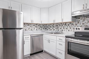 Warminster apartment for rent - Renovated Kitchen