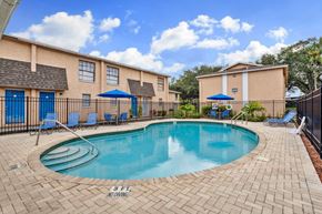 Tampa apartment for rent - our apartments have a resort style swimming pool