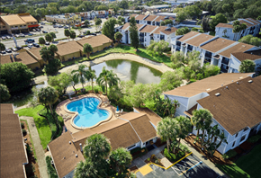 Tampa apartment for rent - a birds eye view of the pool at the resort at reunion at Sunscape Apartment Homes, Florida, 33613