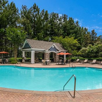 Sparkling swimming pool