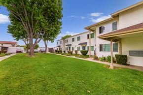 Oxnard apartment for rent - Exterior View of Southwinds
