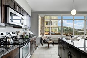 Weehawken apartment for rent - Modern Kitchen at RiversEdge, New Jersey