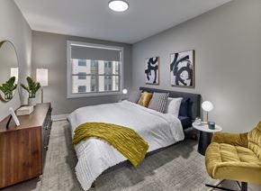 Linden apartment for rent - Bedroom with large bed at The Hartlan, Linden
