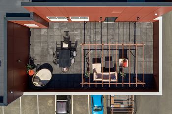 Roof top lounge