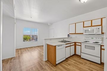 Las Vegas apartment for rent - Maryland Villas Apartments