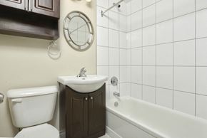 Winnipeg apartment for rent - Bathroom at 43 Edmonton Apartment Suites