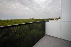 Winnipeg apartment for rent - Luxury 2 Bedroom Suite at 703 St Annes Road