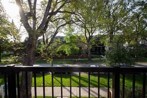 Winnipeg triplex for rent - 575 Warsaw Avenue