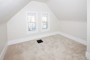 Winnipeg apartment for rent - 840 Grosvenor Duplex House Rental