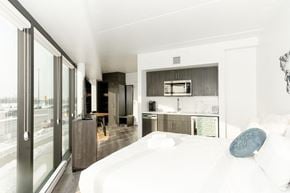 Winnipeg apartment for rent - 30 University Crescent