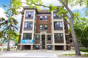 Winnipeg apartment for rent - 834 Grosvenor Avenue