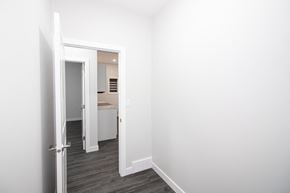 Winnipeg triplex for rent - 118 Lewis Street