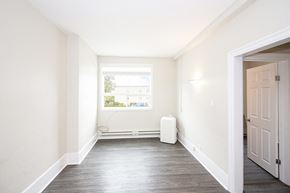 Winnipeg apartment for rent - Living room at 309 Enfield Apartment Building