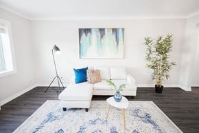 Winnipeg apartment for rent - 1780 Portage Apartment