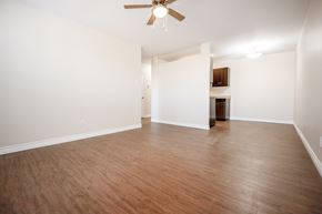 Winnipeg apartment for rent - 333 Edison Apartment