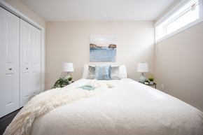 Winnipeg apartment for rent - 1 Bedroom with Closet at 5 Valhalla Apartment, Apartments for Rent in Winnipeg