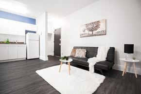 Winnipeg apartment for rent - 391 Balmoral Street