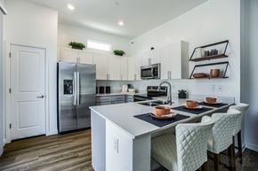San Tan Valley apartment for rent - Stainless Steel Appliances at Avilla Bella Camino, San Tan Valley, AZ 85143