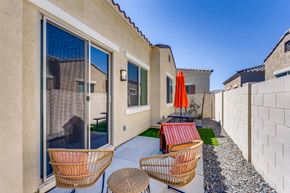Phoenix apartment for rent - Private Backyards at Avilla Camelback Ranch, Arizona