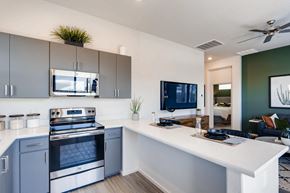 Goodyear apartment for rent - Fully Furnished Kitchen With Stainless Steel Appliances at Avilla Centerra Crossings, Goodyear, 85338