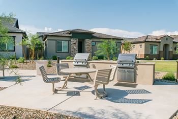 Outdoor kitchen & bbq