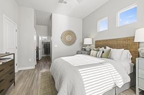 Arlington apartment for rent - Primary bedroom at Avilla Lakeridge in Arlington, TX 76002.