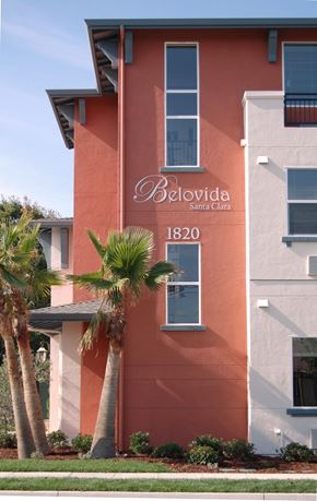 Santa Clara apartment for rent - A red building with the name Ozlovida Santa Clara 1820 on it.